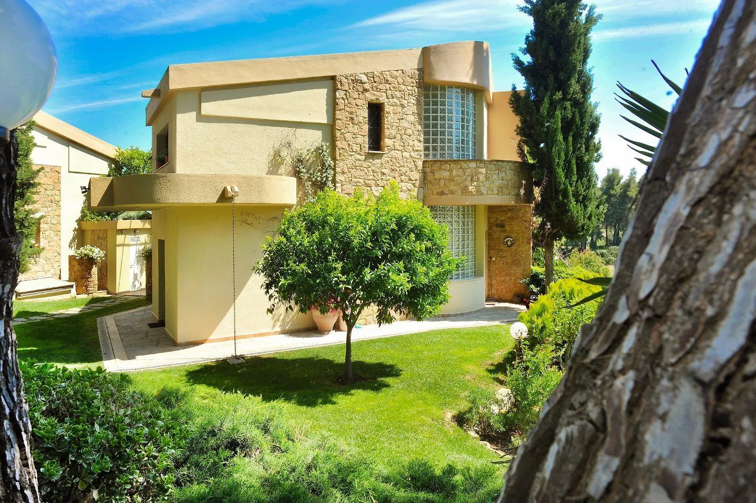 The Sani Jewels, Villa Anna